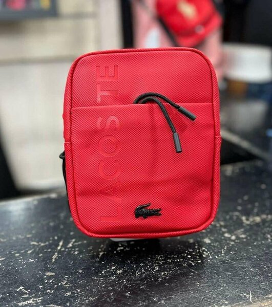 Sac bandoulière Lacoste rouge