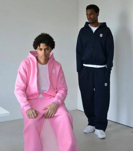 Survêtement à capuche tendance