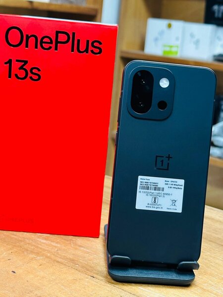 OnePlus 13s Smartphone