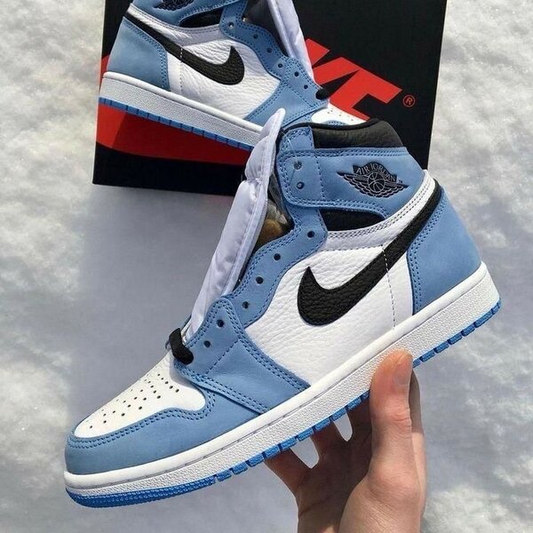 Jordan 1 university blue