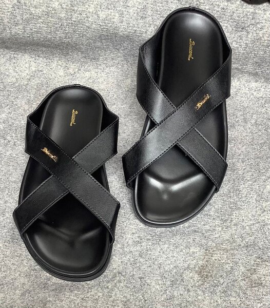 Sandales croisés en cuir noir