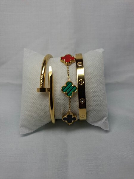 Bracelets élégants en or