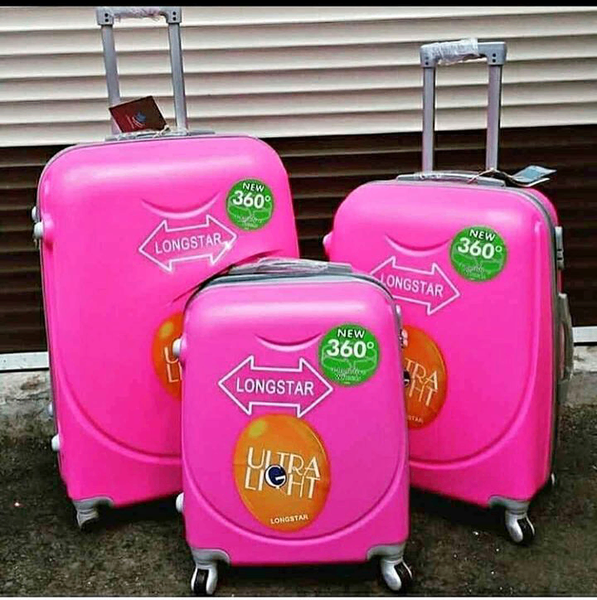 Lot de trois valises originales