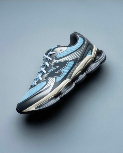 New Balance 2000 bleu et gris