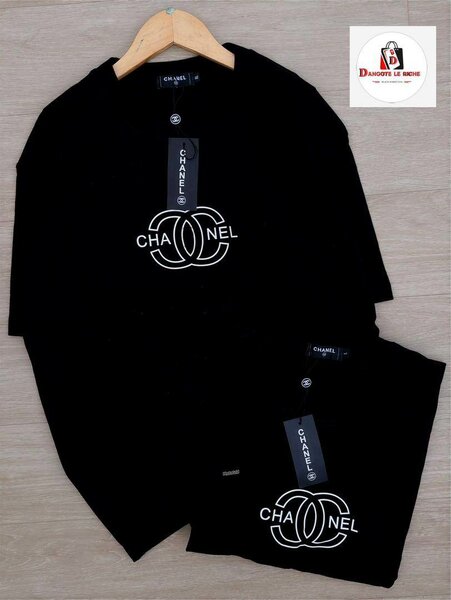 T-shirt noir Chanel classique