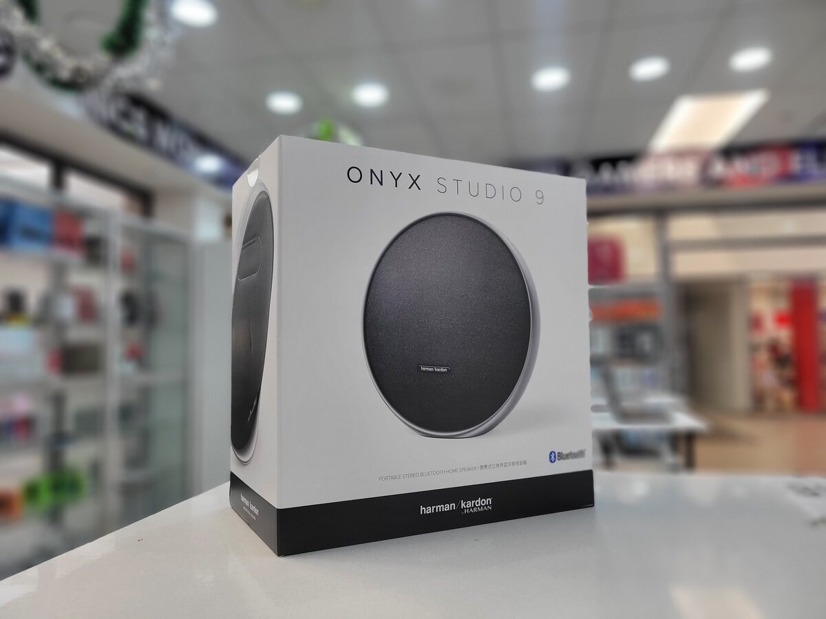 ONYX STUDIO 9 // CERTIFIED