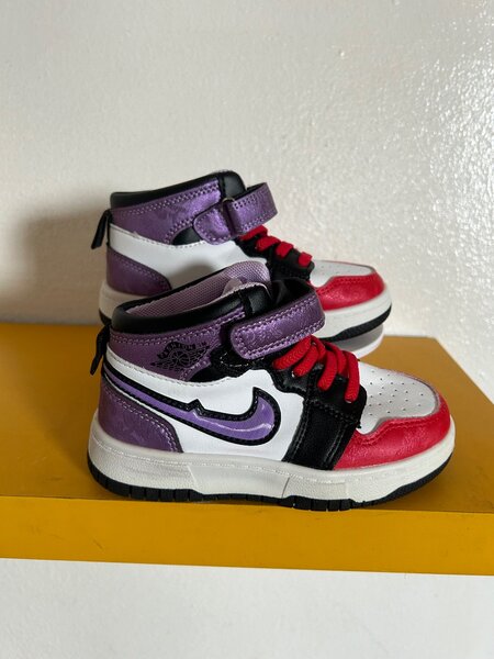 Chaussures montantes de p29  à p37