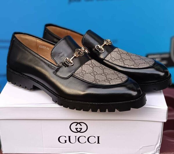 Mocassins Gucci en cuir élégants