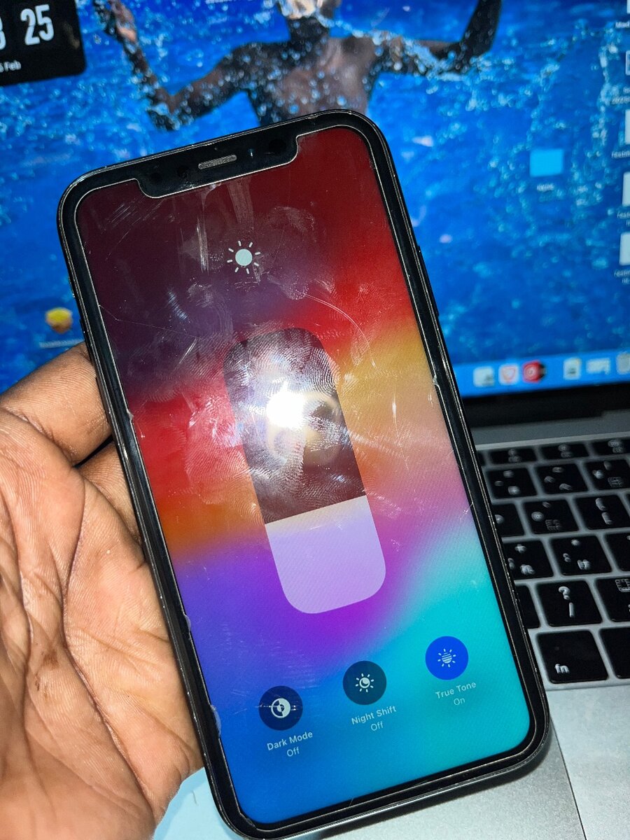 iPhone XR
