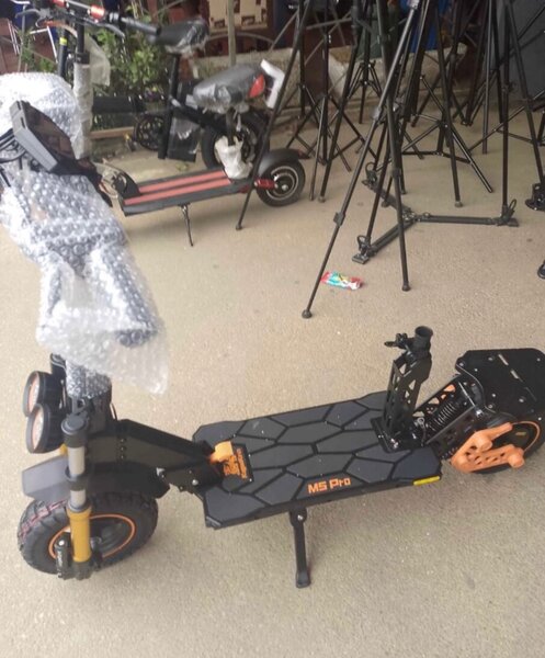 Trottinette électrique MS Pro