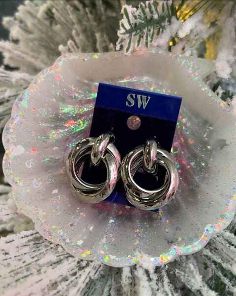 Красивые серьги