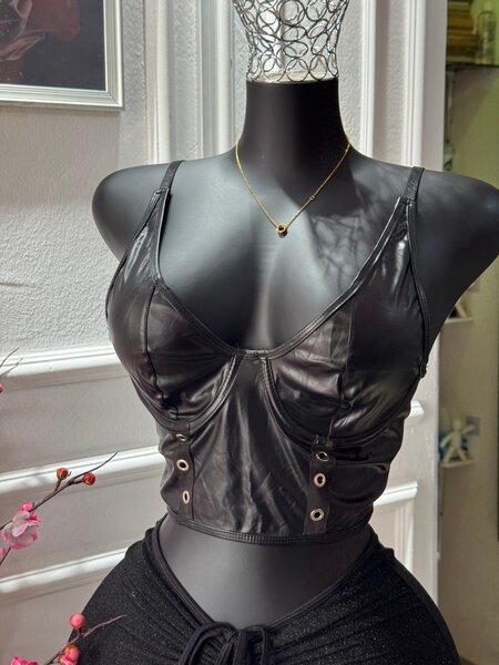 Top bustier en cuir noir