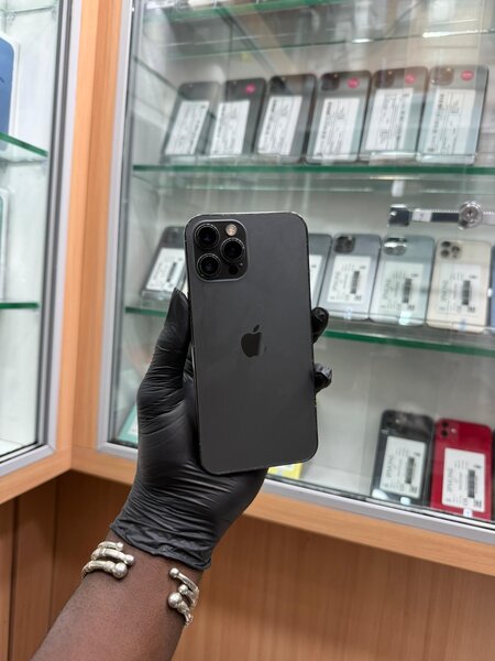 iPhone 12 Pro Max Noir