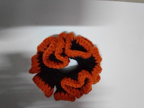 Chouchou noir et couleur argil