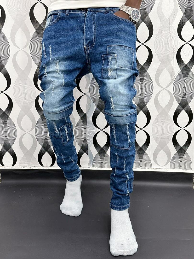 Jean homme de très bonne qualités.