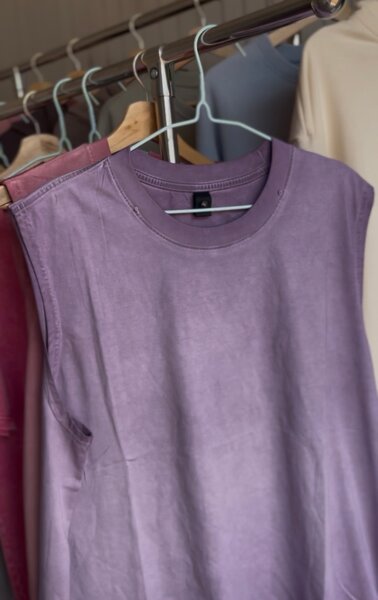 T-shirt vintage sans manches