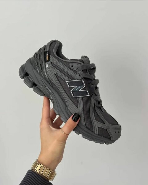 New balance 1906r
