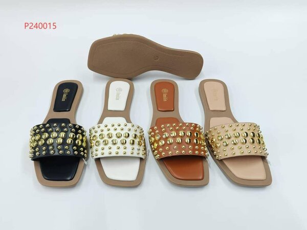 Sandales à talons dorés