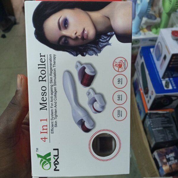 4 en 1 Meso Roller Visage