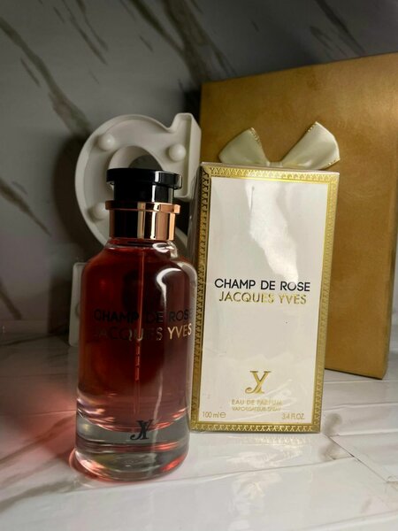 Parfum Champ de Rose