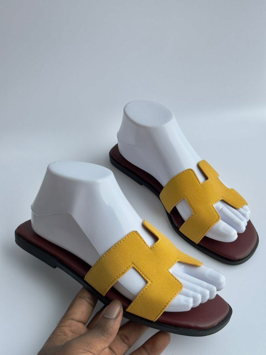 Hermes slippers
