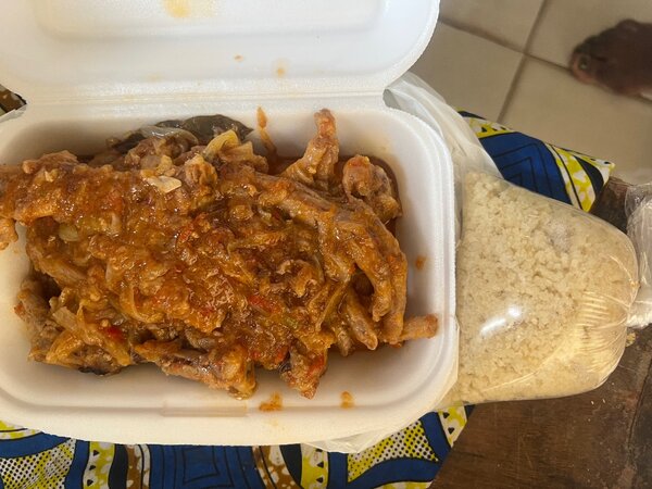 Sauté de patte de poulet