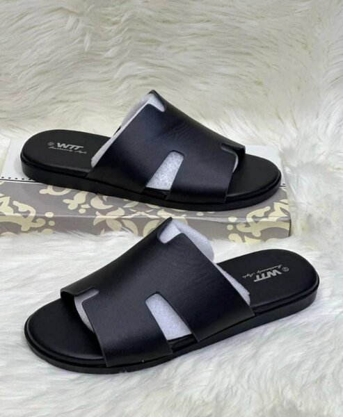 Sandale en simili cuir