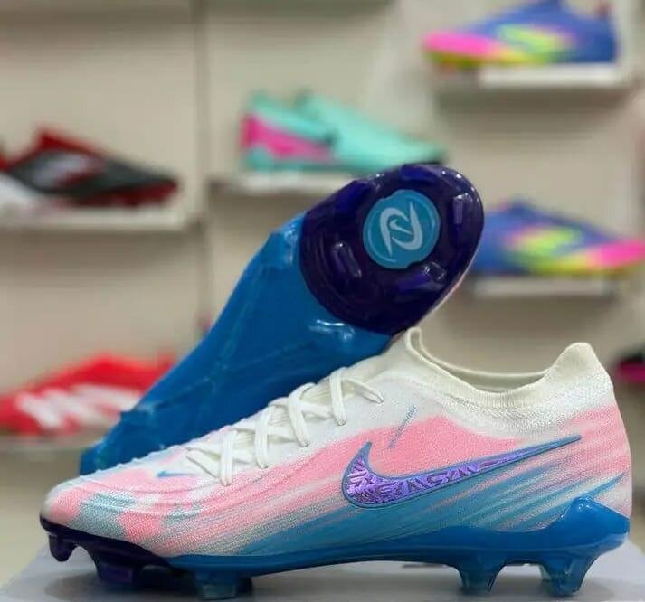 Chaussures de Foot Légères