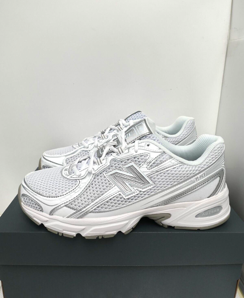 Baskets new balance 740