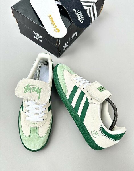 Baskets Adidas Samba Stussy