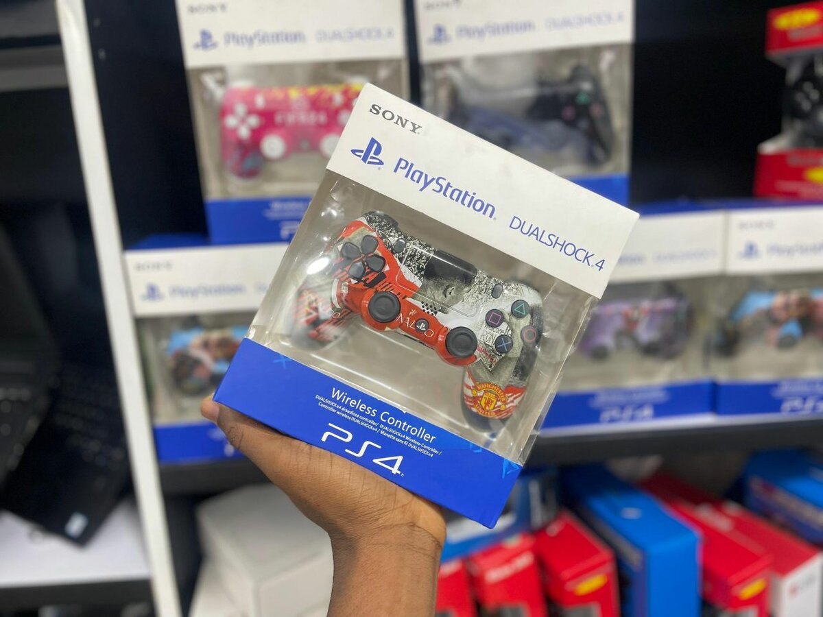 PS4 Controller