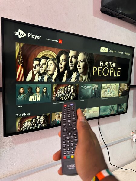 50inches full digital android 4k ultra hd led smart LOGIK TV