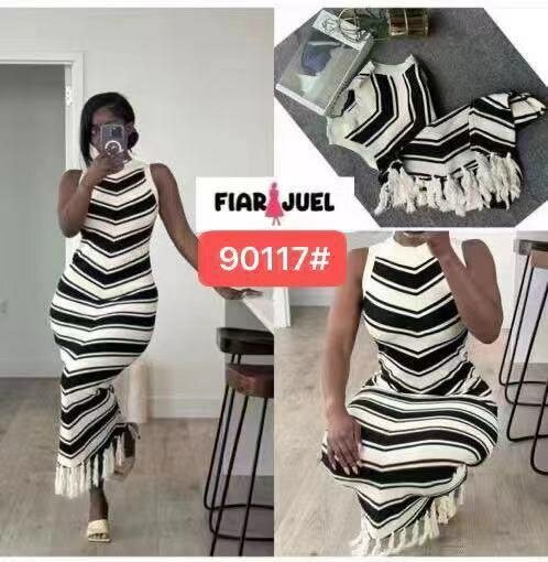 Robe Maxi Rayée Élégante