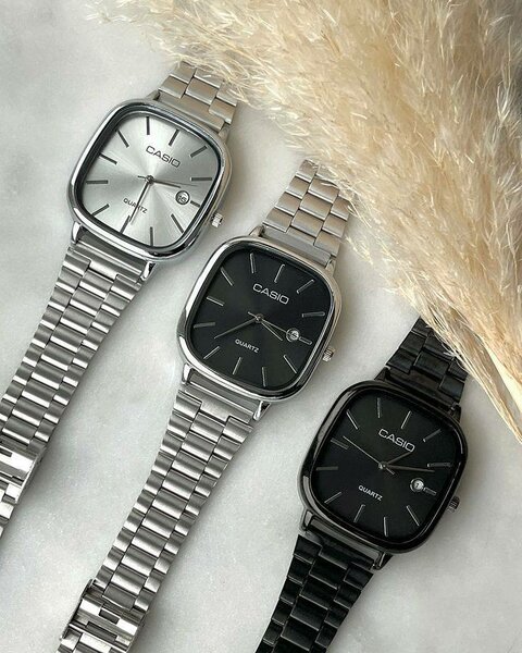 Montre Casio élégante acier