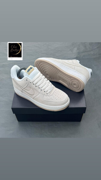 Baskets blanches élégantes