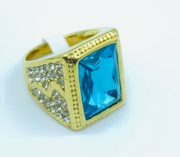 Bague homme luxe avec pierre bleue et or