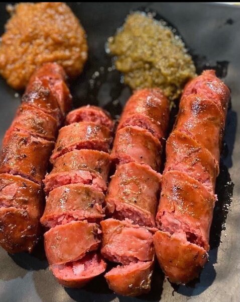 Saucisses artisanales grillées