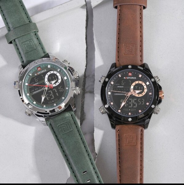 Men Genuine brown leather strap watch