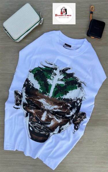 T-shirt graphique tendance