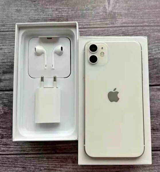 Apple iPhone 11 simple