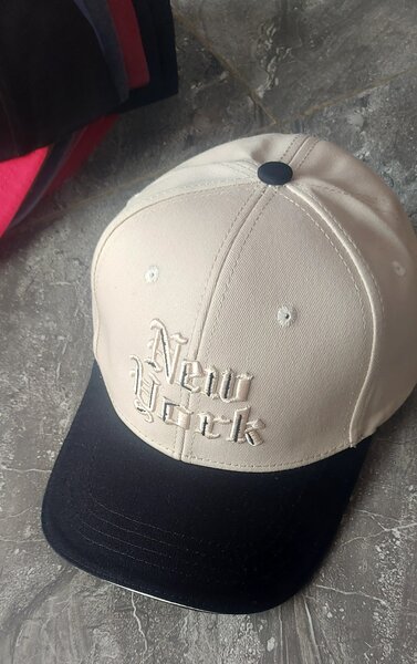 Casquette New York élégante