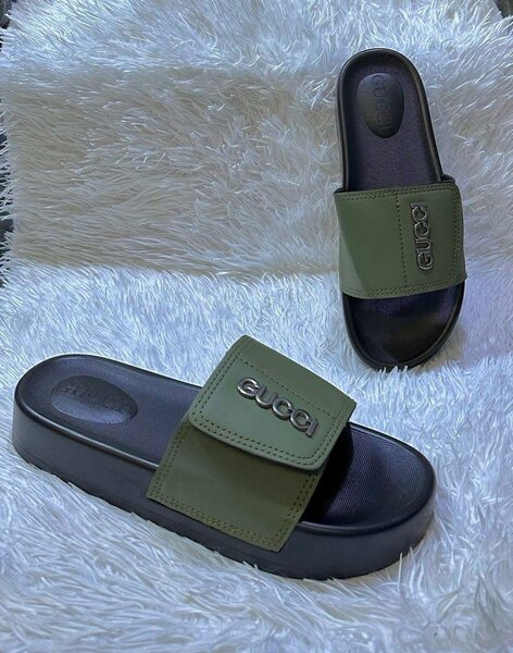 Les sandales de qualité