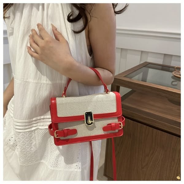 Sac fourre-tout avec empiècements-rouge