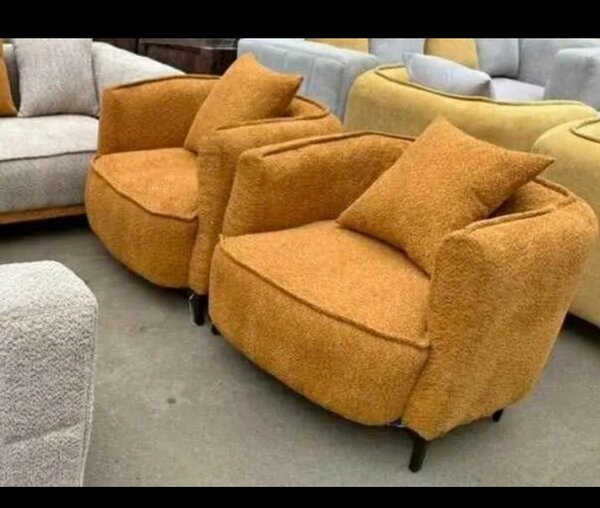 Fauteuil design moderne en tissu orange