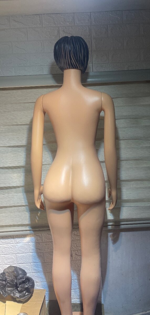 Female full mannequin
