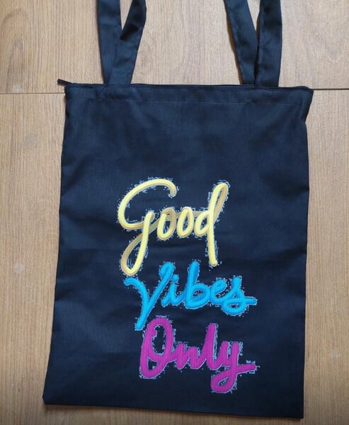 Tote bag