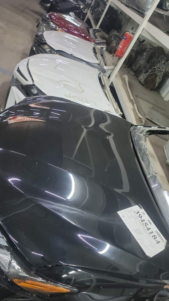 Капот, бампер, крылья, фары, двигатель, и т.д.