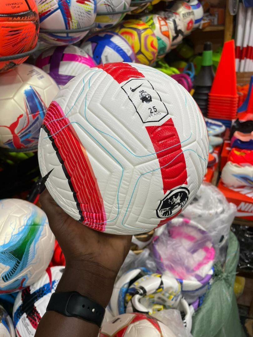 Ballon de football coloré