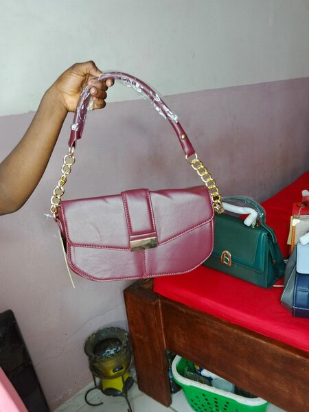 Sac à main en cuir chic