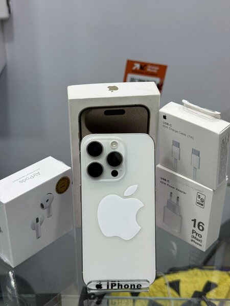 iPhone 15 pro 256GB